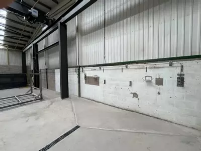 Dedicated wash bay area supplied by the new low and high-pressure pipework installation. The station was fitted with connection points, hose hangers, and lance holders to provide a practical and organised workspace for daily cleaning operations. Designed 